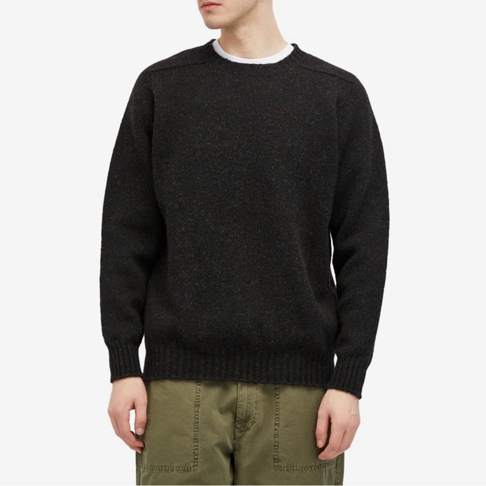 Jamieson’s of Shetland crew knit men’s wool sweater - black mix size L